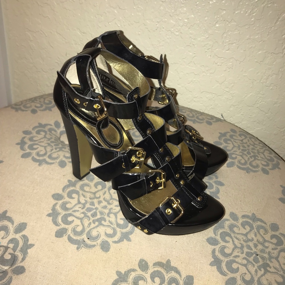 Charles By Charles David Strappy High Hees